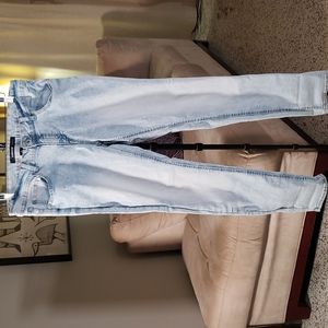 Jordache Light Wash Skinny Jeans
